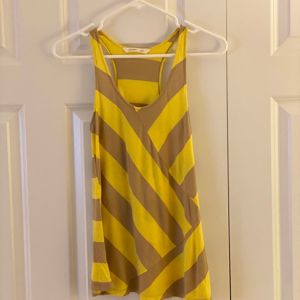Bundle Assorted Tank Tops - Picture 5 of 12